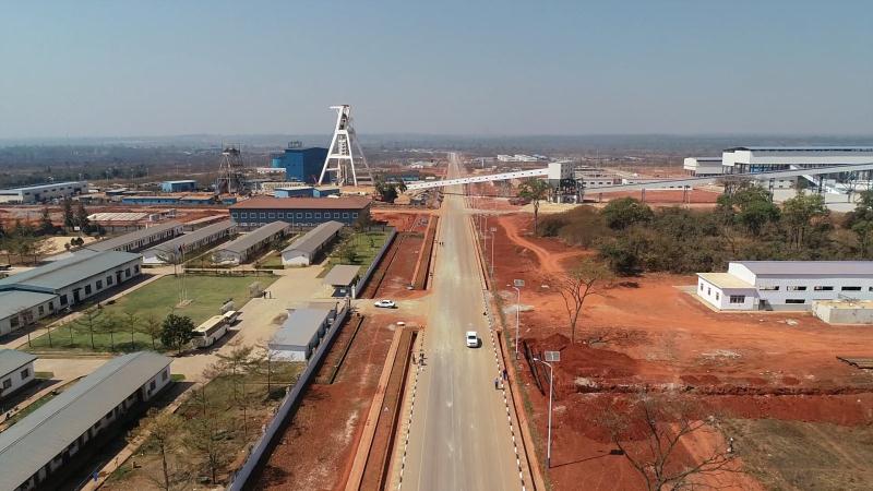 赞比亚谦比西铜矿东南矿区厂区道路